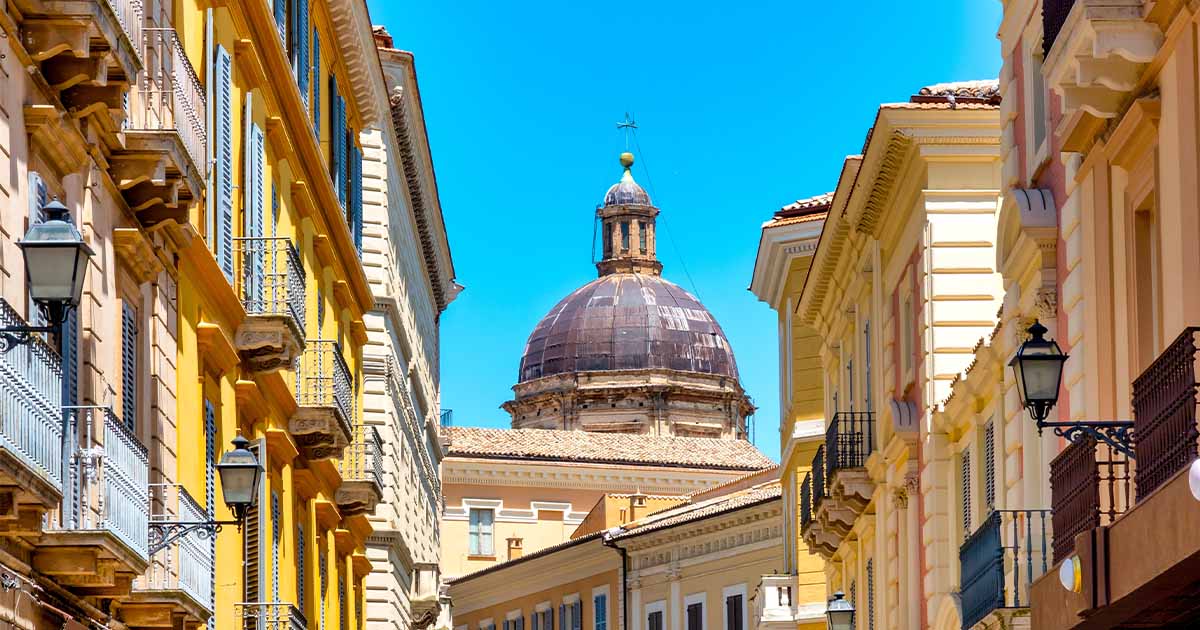 turista-italia-citta-abruzzo-chieti