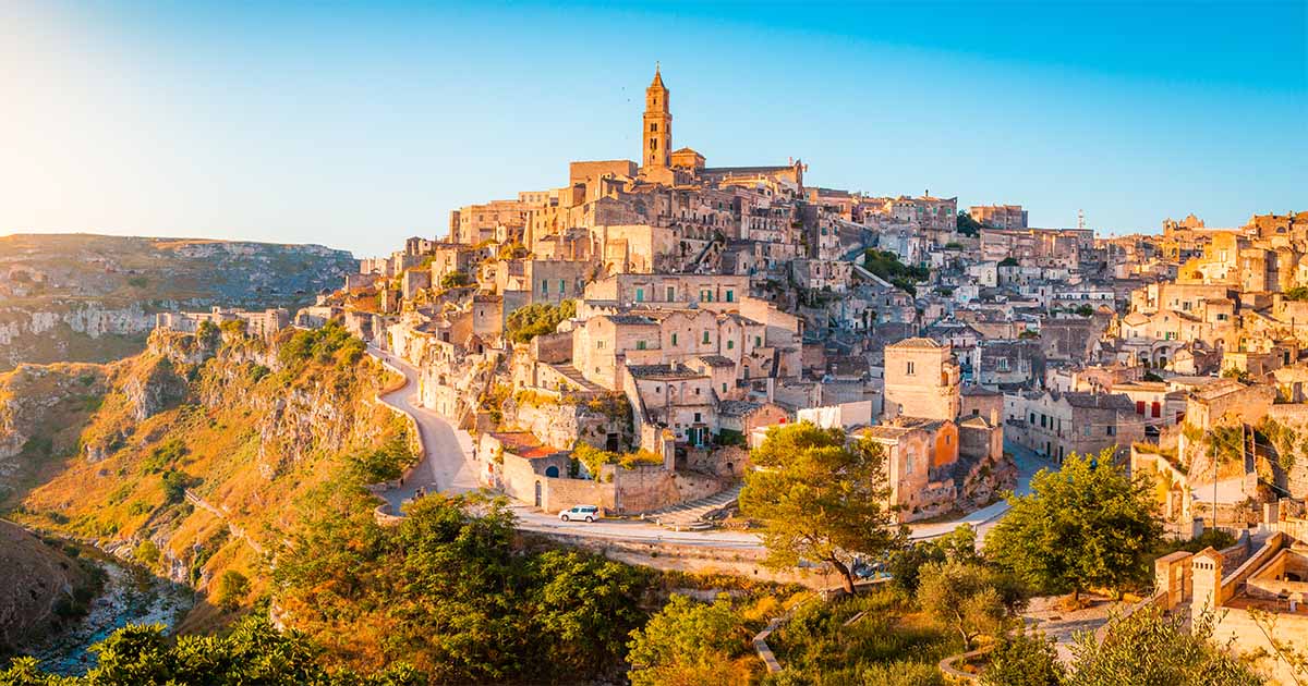 turista-italia-citta-basilicata-matera