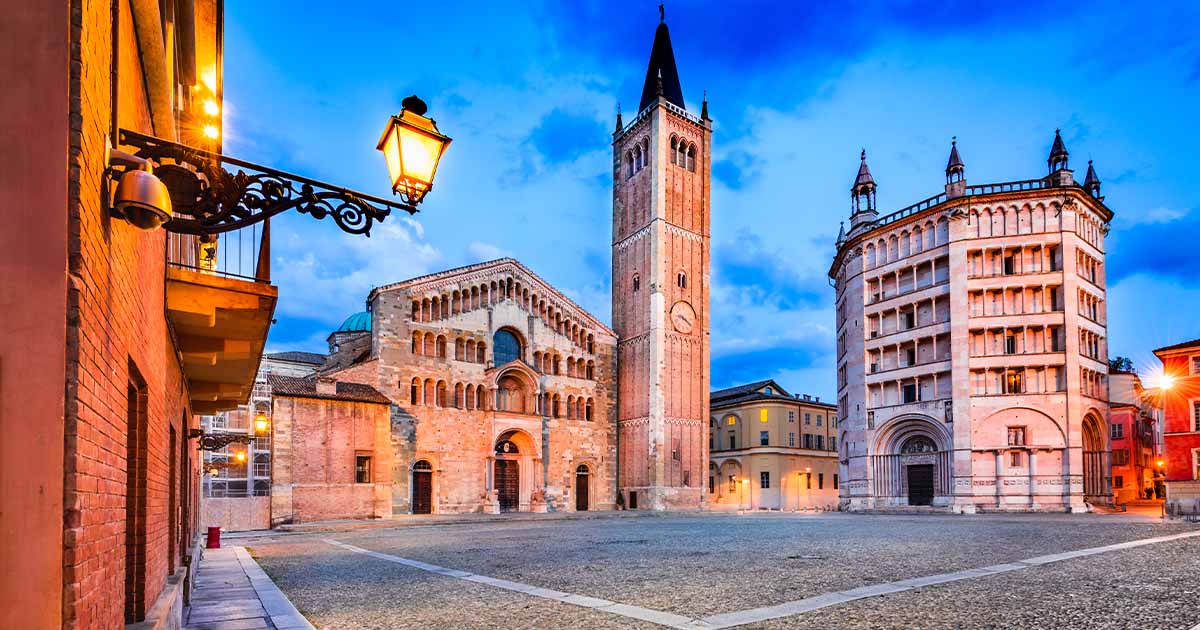 turista-italia-citta-emilia-romagna-parma