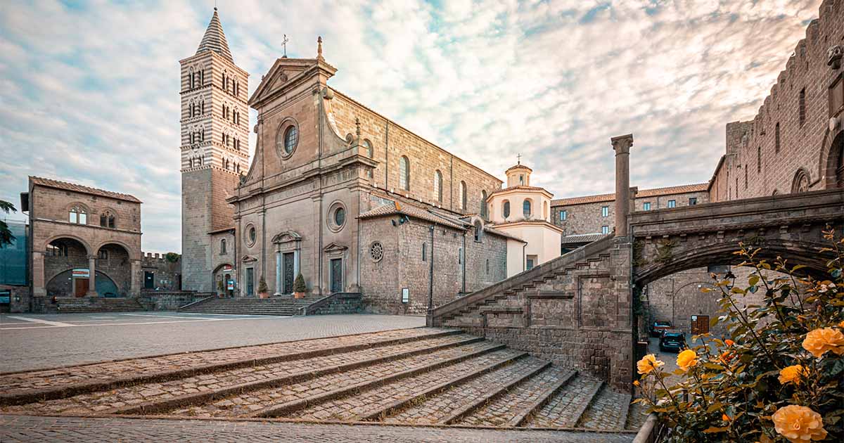 turista-italia-citta-lazio-viterbo